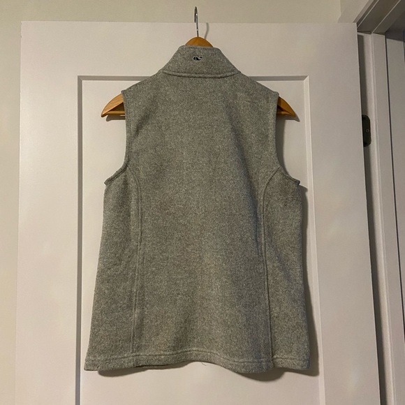 Vineyard Vines knit vest - Picture 2 of 3
